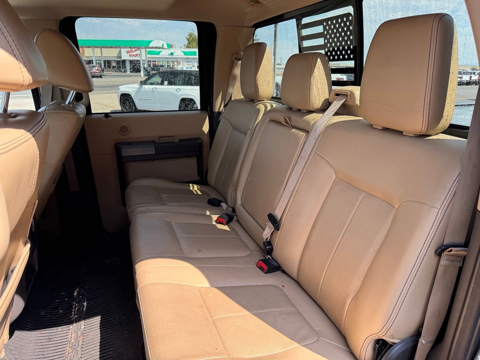 Used 2011  Ford Lariat image 11