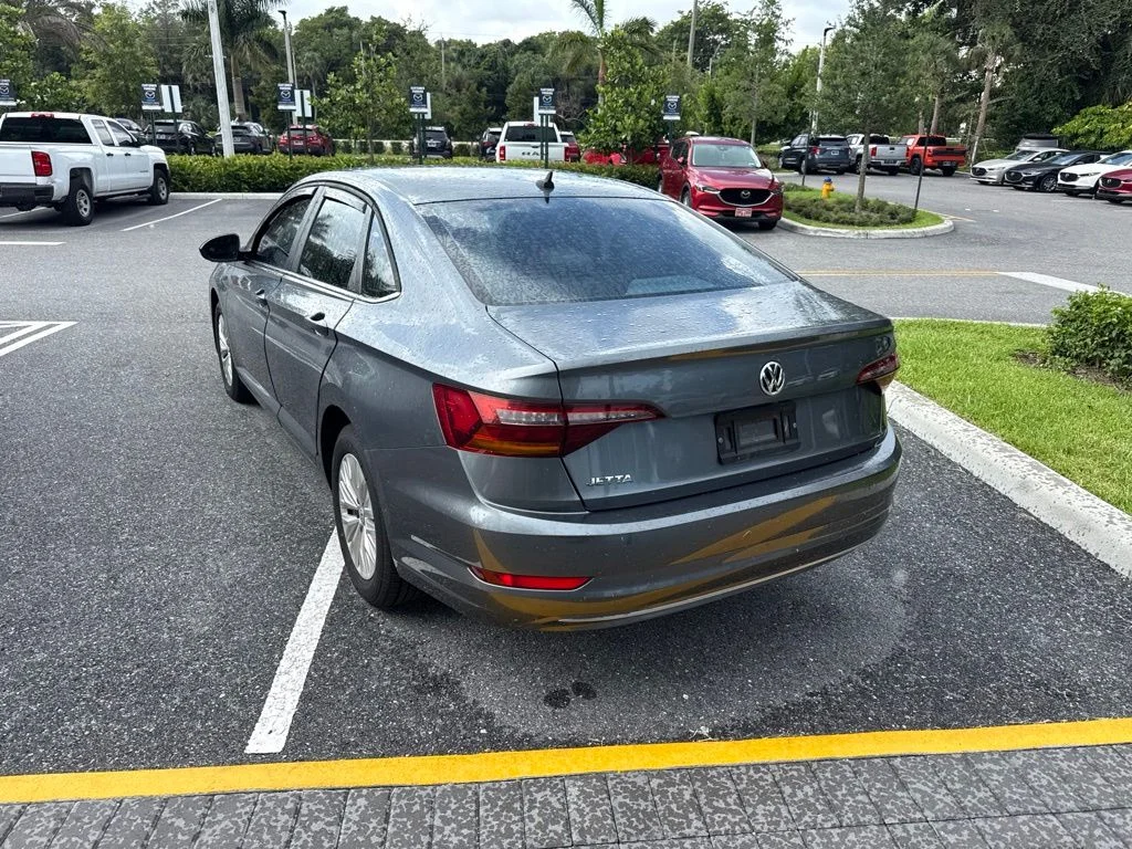 Used 2019 Platinum Gray Metallic Volkswagen 1.4T S image 12