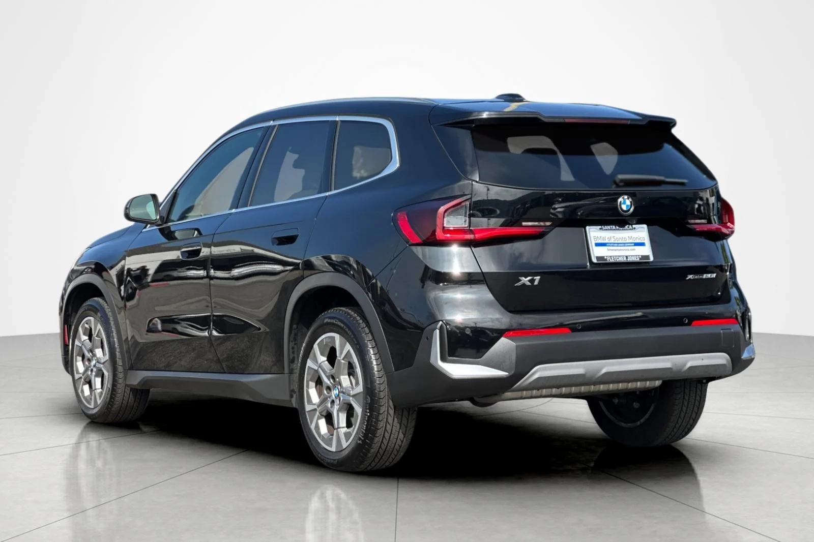 Certified Used 2023 Jet Black BMW xDrive28i image 3