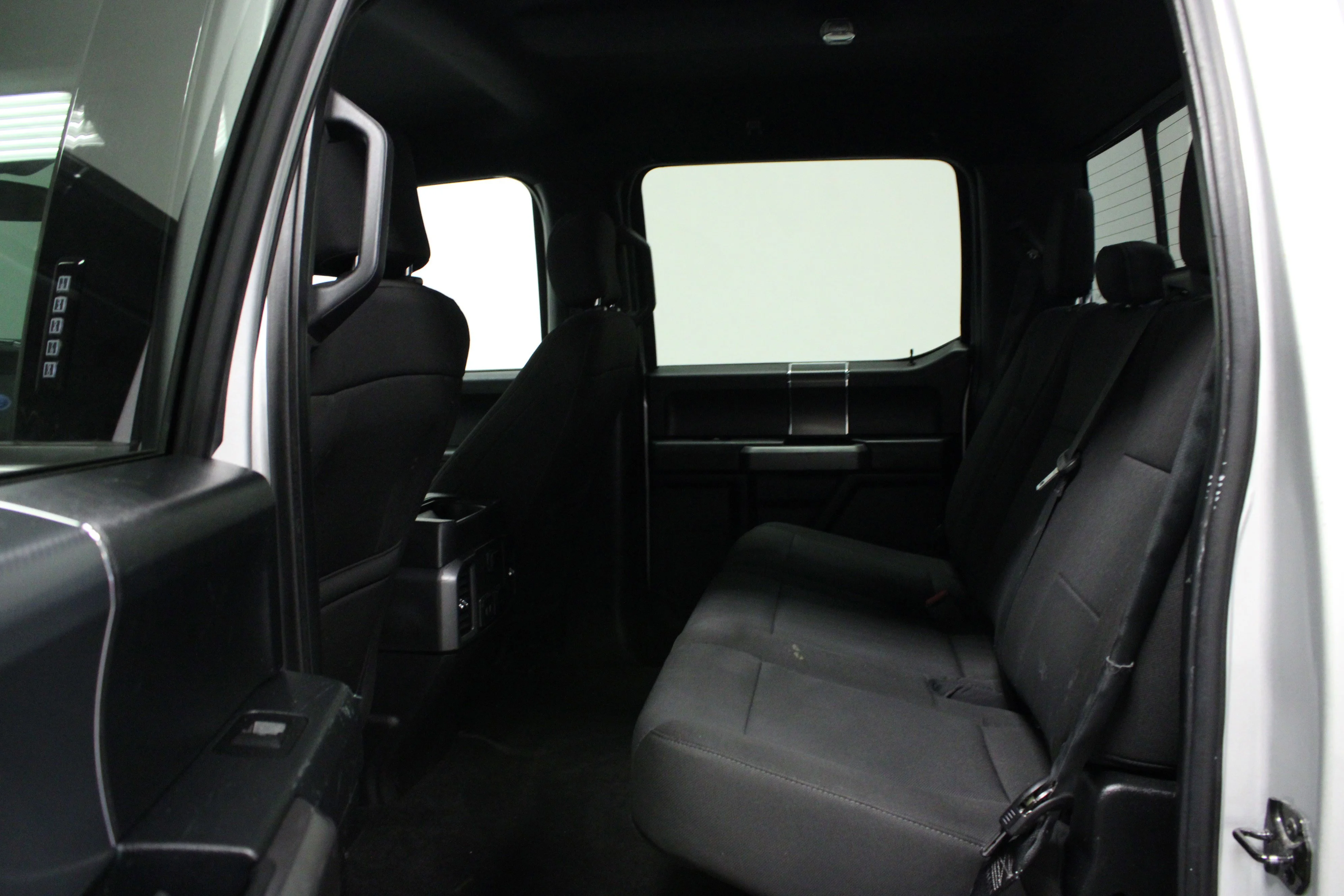 Used 2019 Ingot Silver Ford XLT image 14