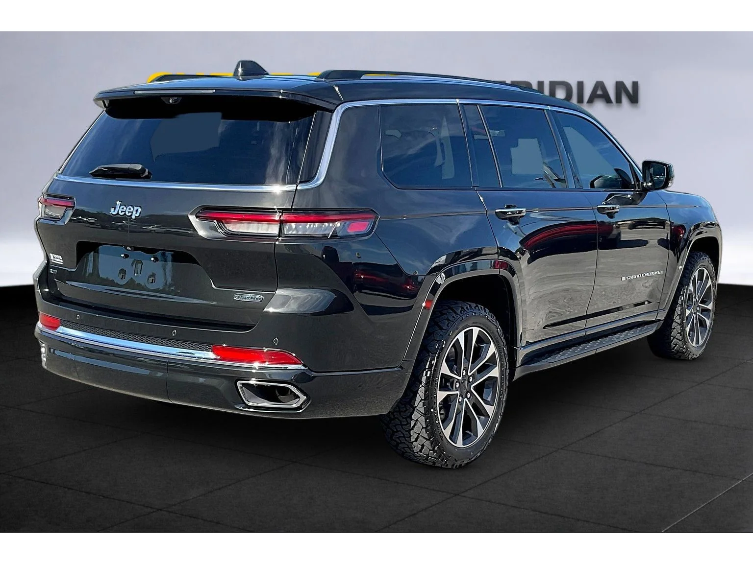 Used 2022 Gray Jeep Overland image 10
