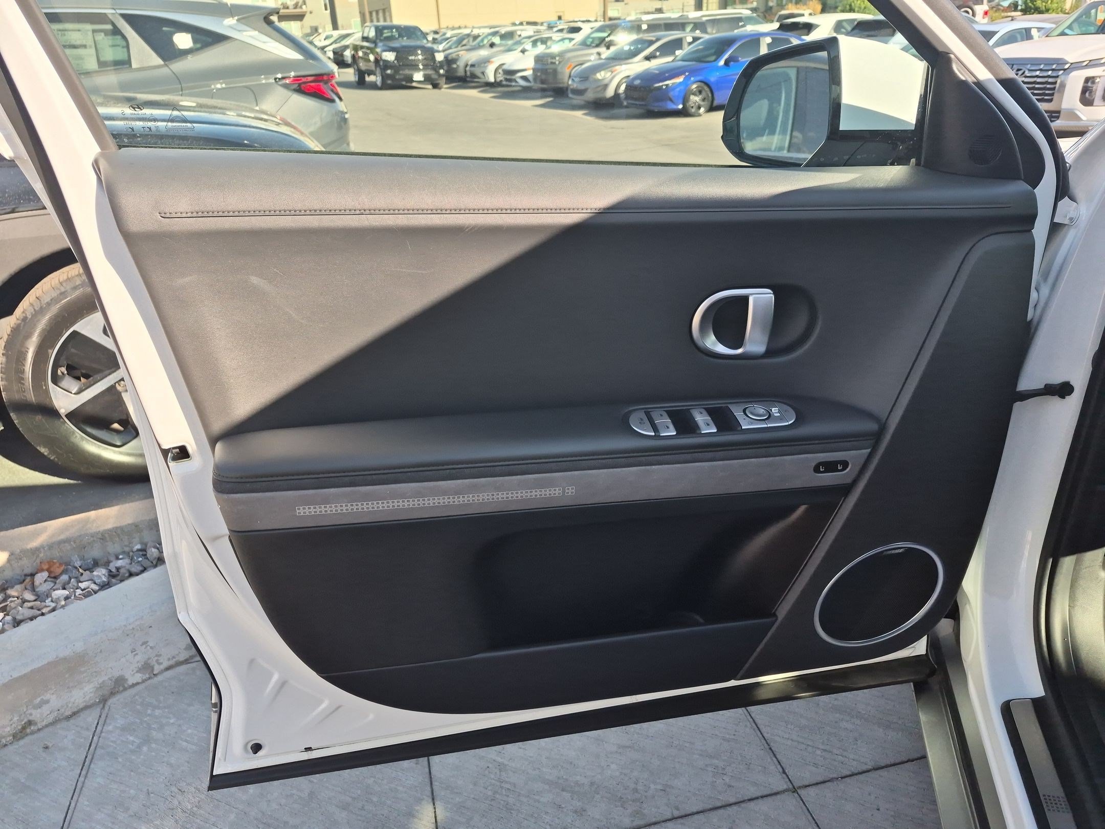 Used 2024 Atlas White Hyundai Limited image 13