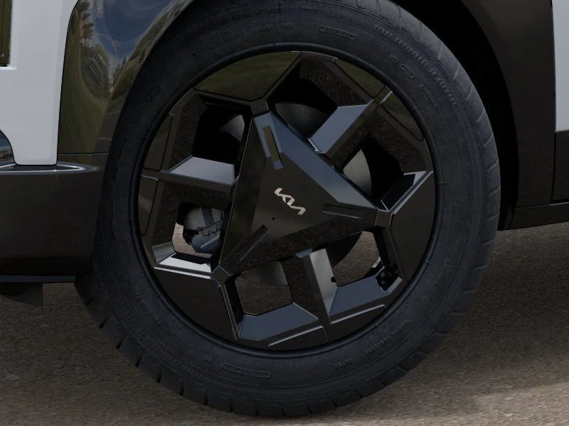 New 2027 Snow White Pearl / Black Roof Kia X-Line S image 9
