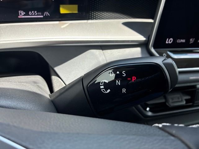 New 2026 Monterey Blue Pearl Volkswagen 2.0T SE image 17