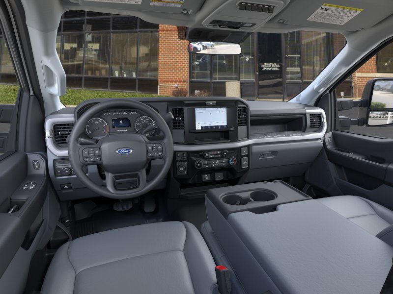 2025 Ford F-450 Super Duty Chassis Cab XL - Photo 31