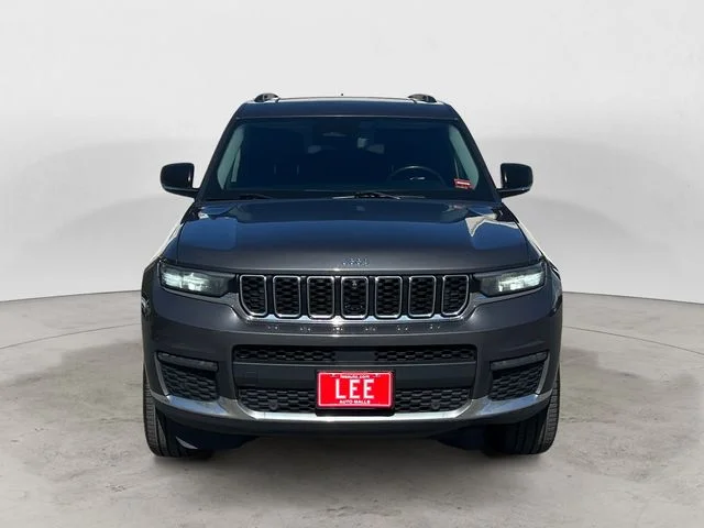 Used 2022 Gray Jeep Limited image 8