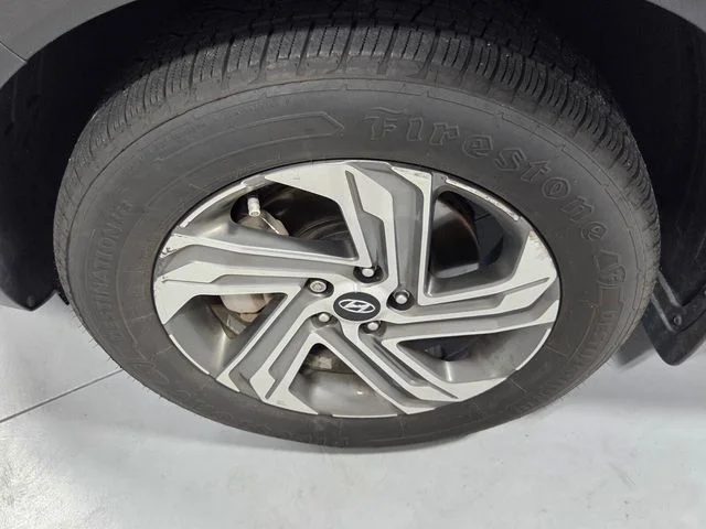 Used 2023 Gray Hyundai SEL image 18