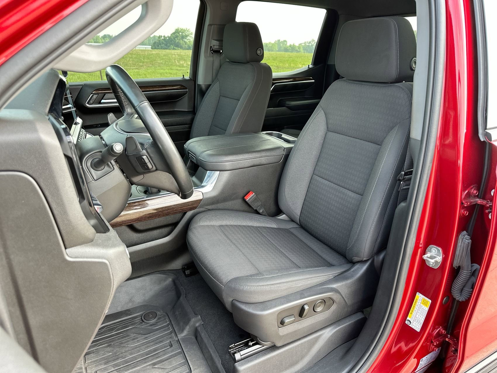 Used 2023 Volcanic Red Tintcoat GMC Elevation image 11