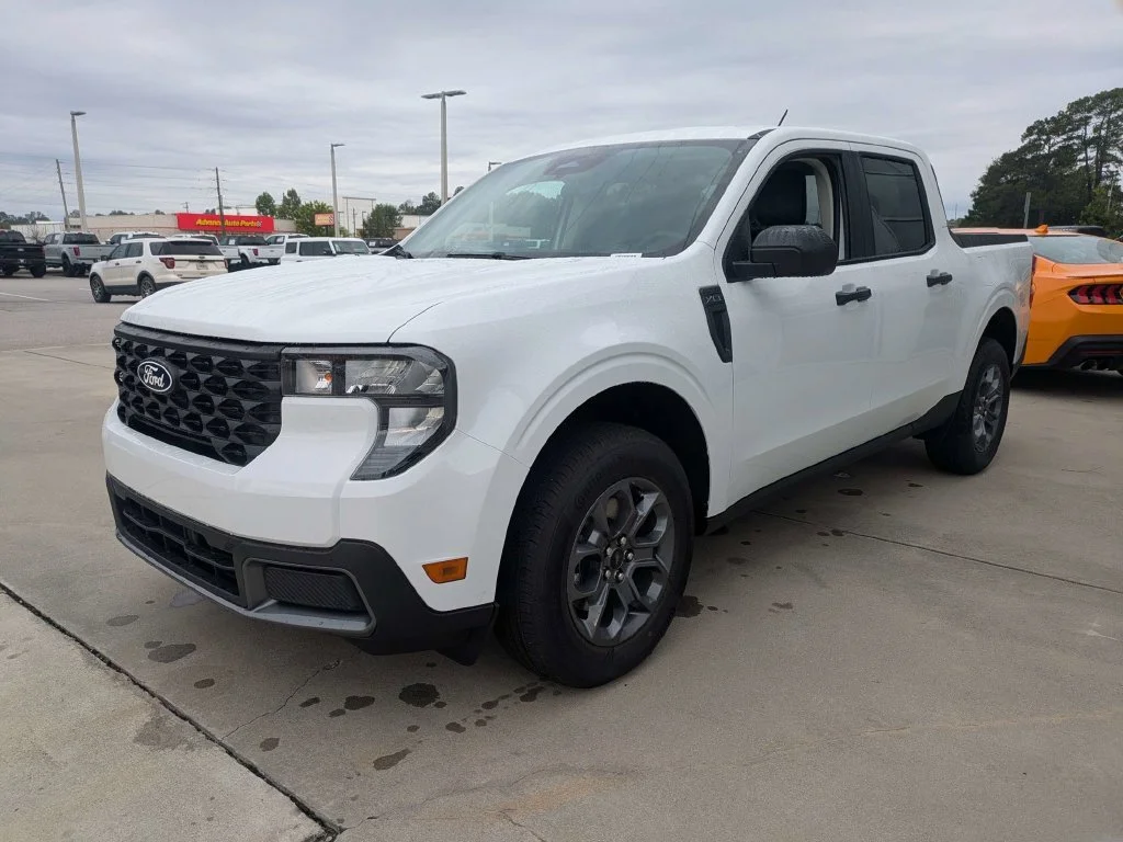 New 2026 White Ford XLT image 8