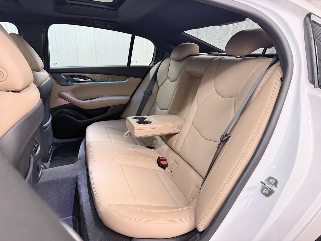 Used 2025 White Cadillac Premium Luxury image 40