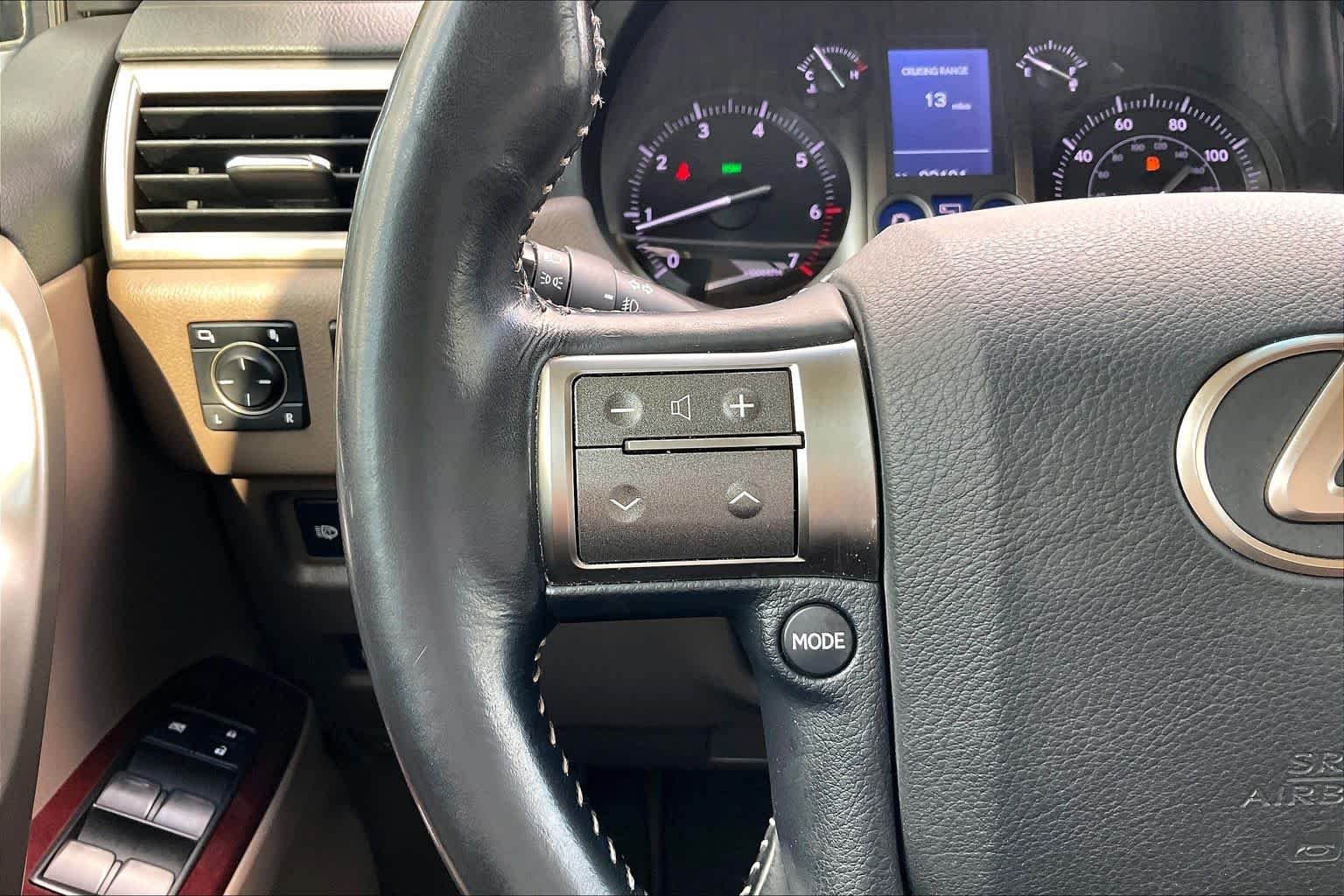 Used 2018 Silver Lining Metallic Lexus Premium image 23