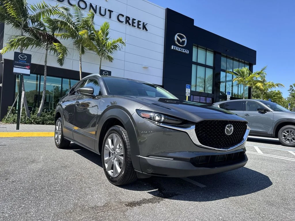 Used 2021 Machine Gray Metallic Mazda Premium image 30