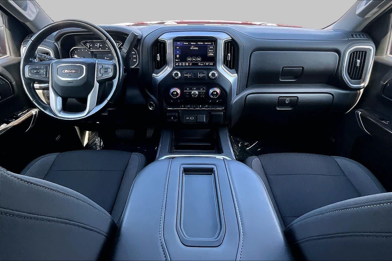 Used 2021 Cayenne Red Tintcoat GMC Elevation image 16