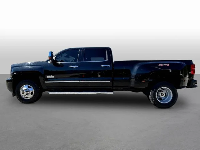 Used 2016 Black Chevrolet High Country image 4