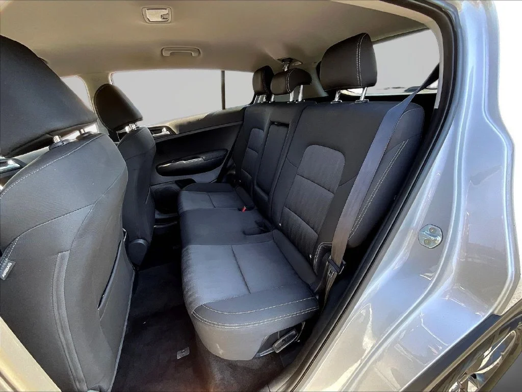 Used 2020 Sparkling Silver Kia LX image 24