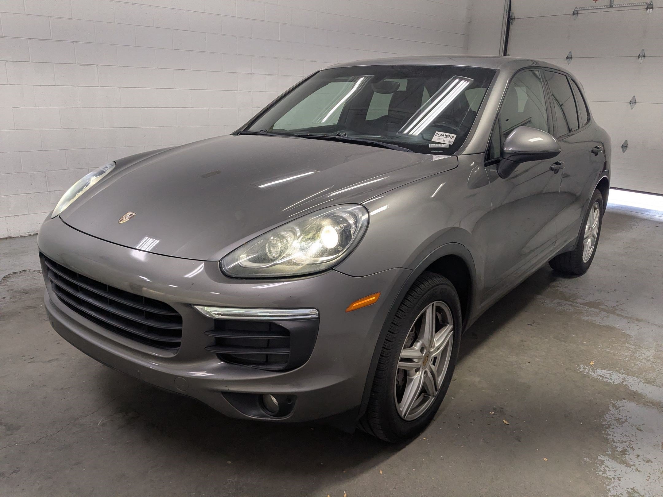 Used 2016 Meteor Gray Metallic Porsche Base image 9