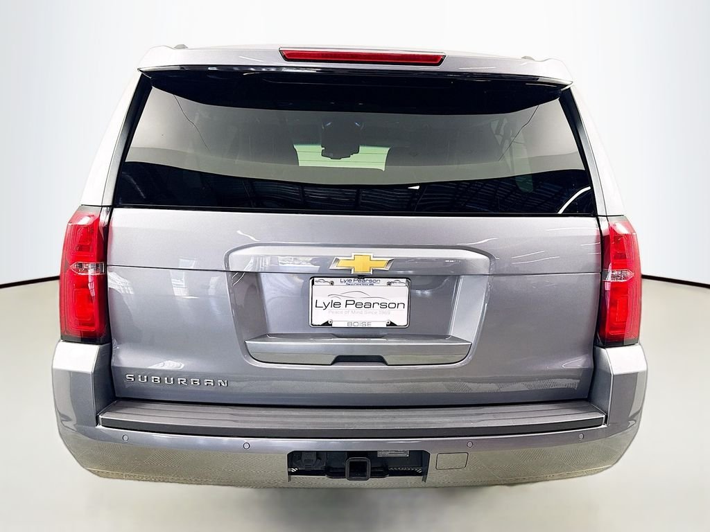 Used 2019 Gray Chevrolet LT image 10