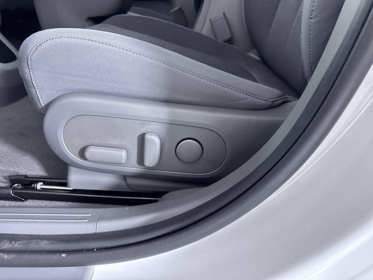 New 2026 Atlas White Hyundai SE image 24
