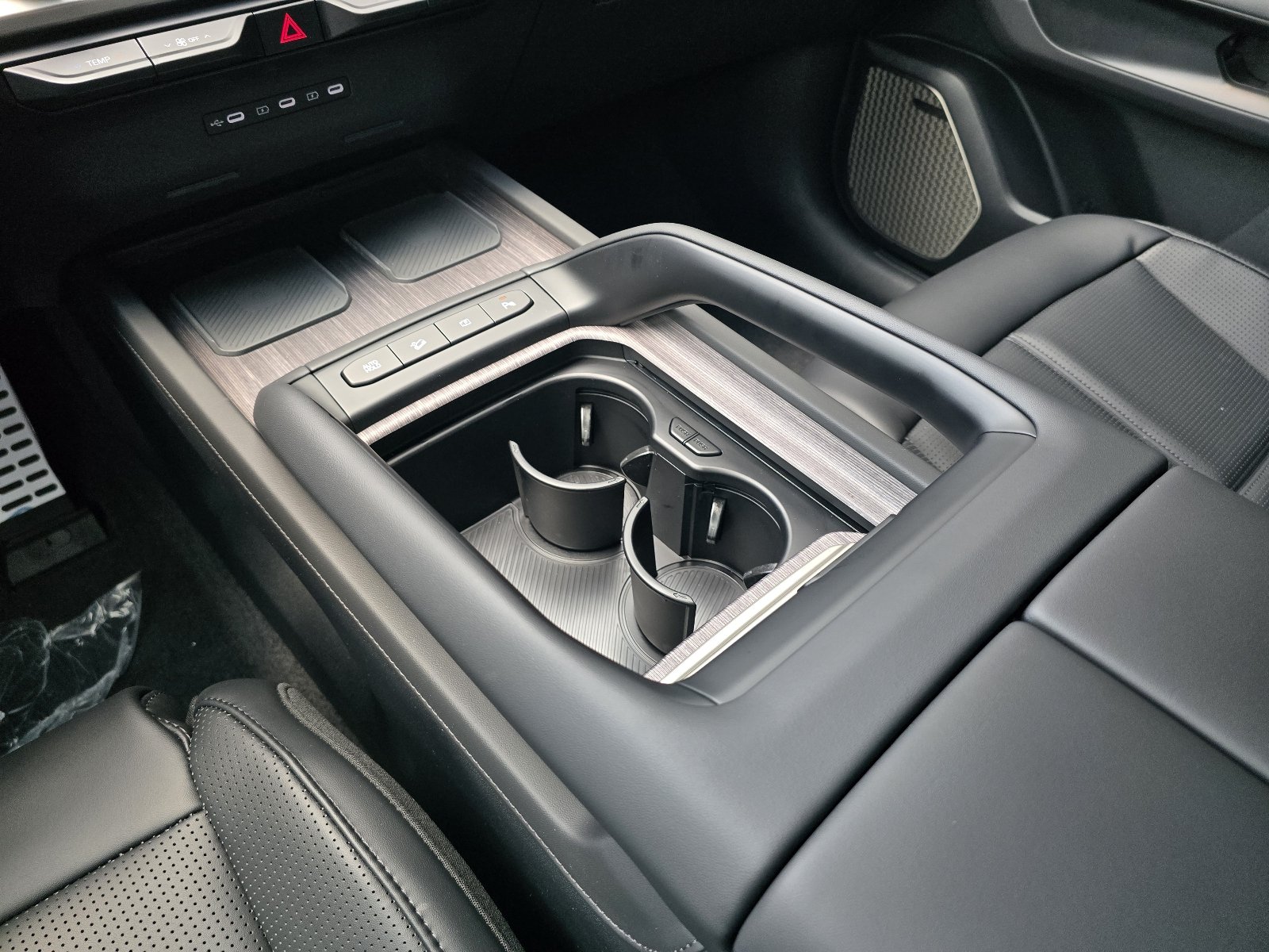 New 2027 Ivory Silver Kia SX-PRESTIGE image 9