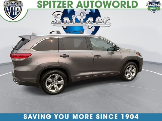 Used 2017 Gray Toyota Limited image 9