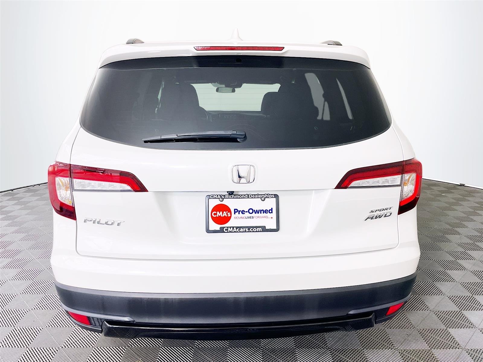 Used 2022 Platinum White Pearl Honda Sport image 9