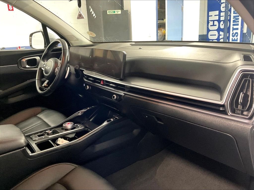 Used 2025 Silver Kia EX image 14