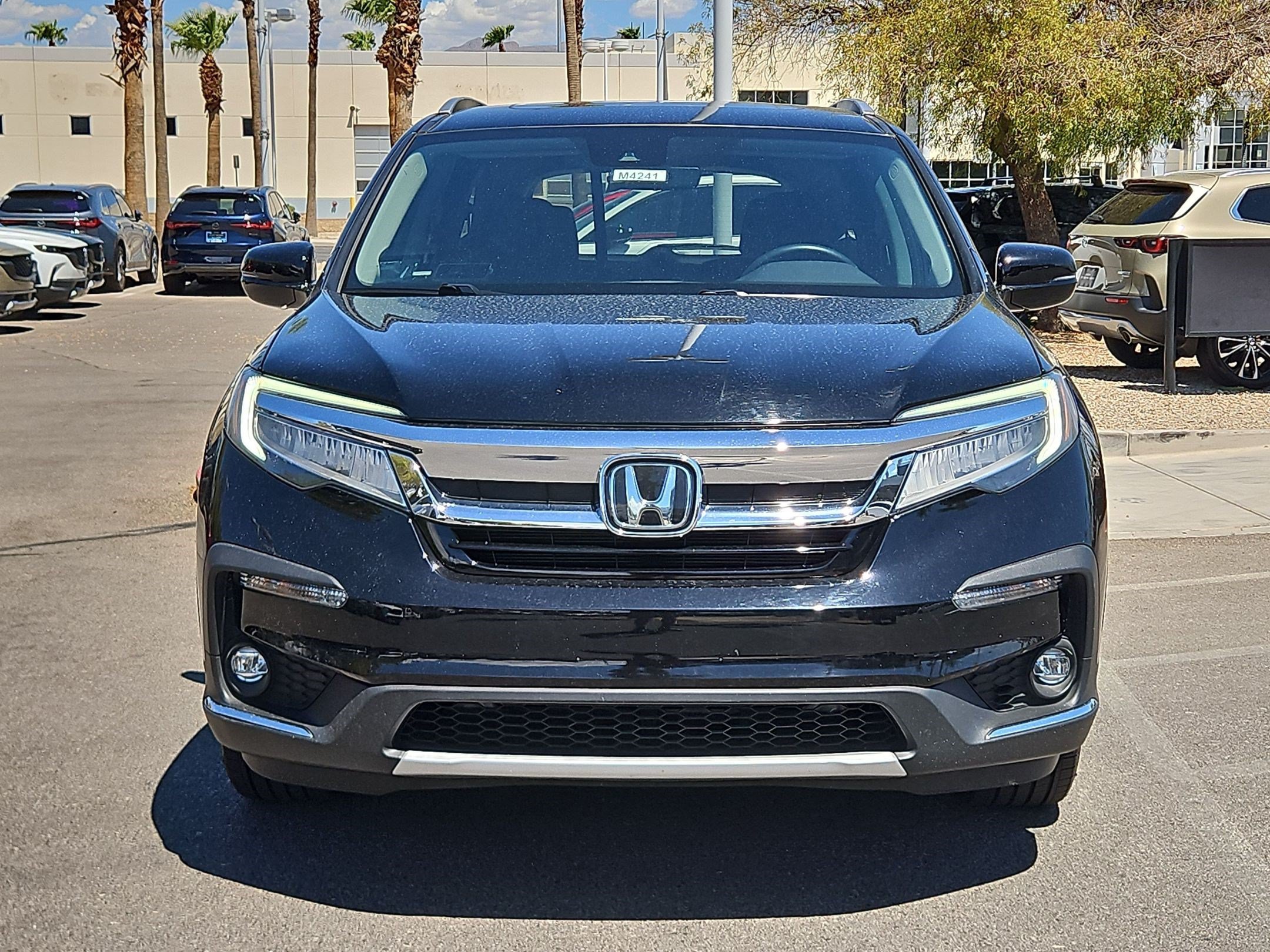 Used 2022 Crystal Black Pearl Honda Touring 7-Passenger image 8