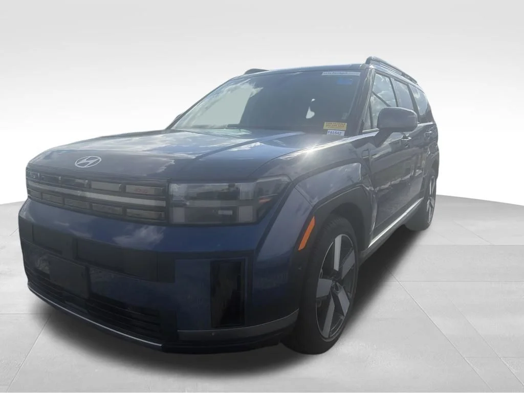 Used 2025 Blue Hyundai Limited image 10