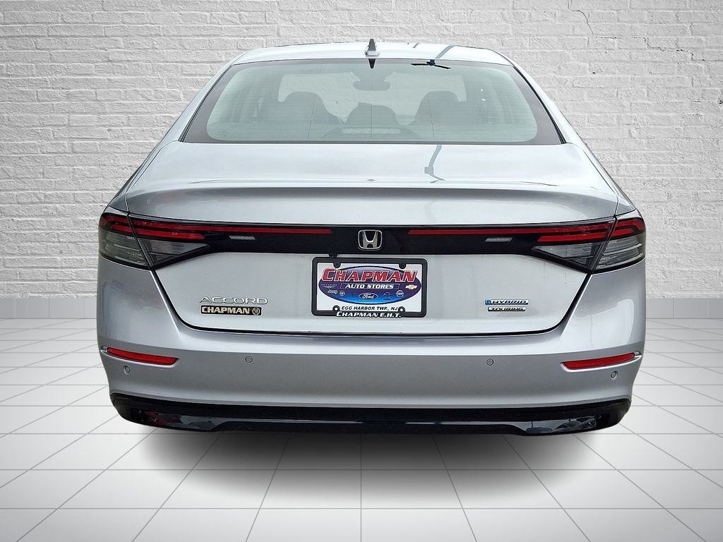 Used 2024 Silver Honda Touring image 5
