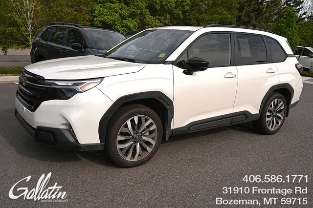 2025 Subaru Forester Touring's photo