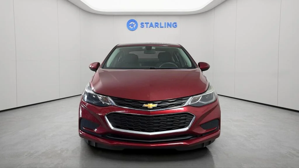 Used 2017 CAJUN RED TINTCOAT Chevrolet LT image 16