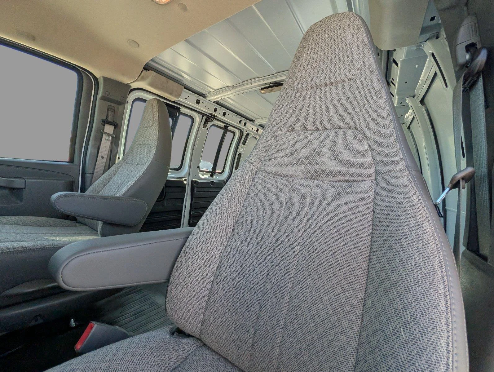 New 2026 Summit White GMC Work Van image 11