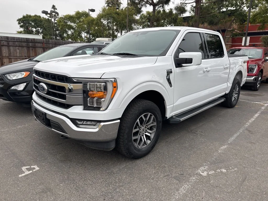 Used 2022 White Ford Lariat image 16