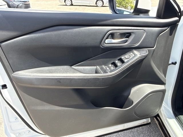 2024 Nissan Rogue SV - Photo 29