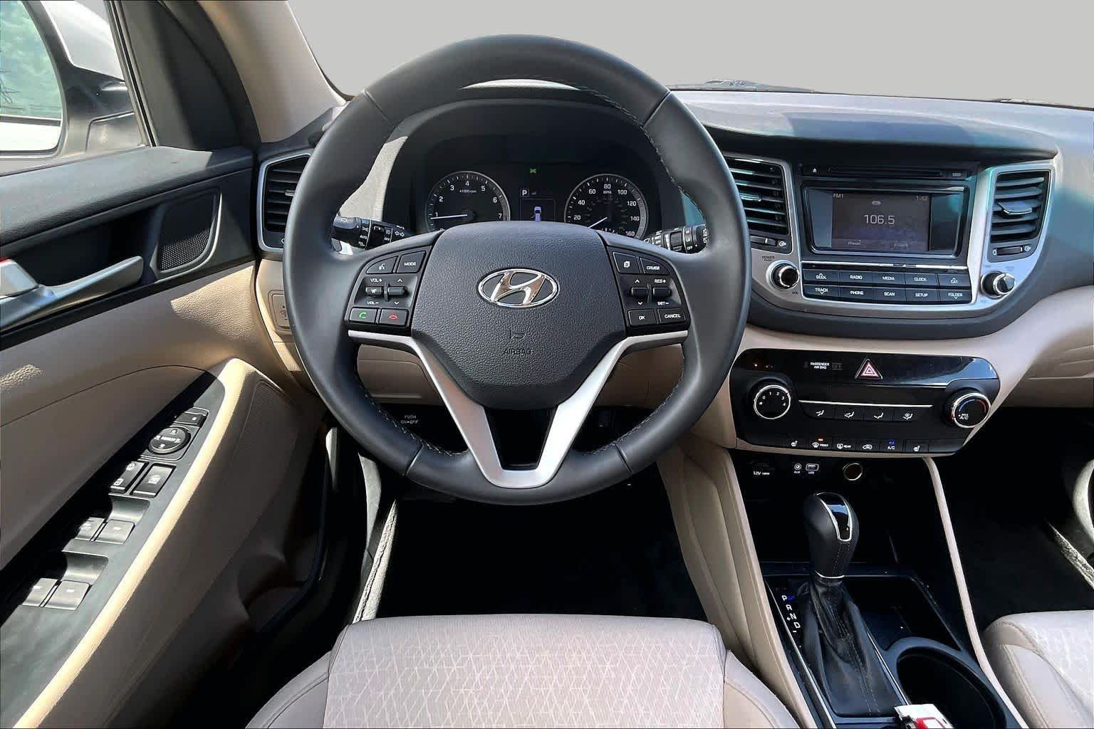 Used 2017 Dazzling White Hyundai Sport image 6