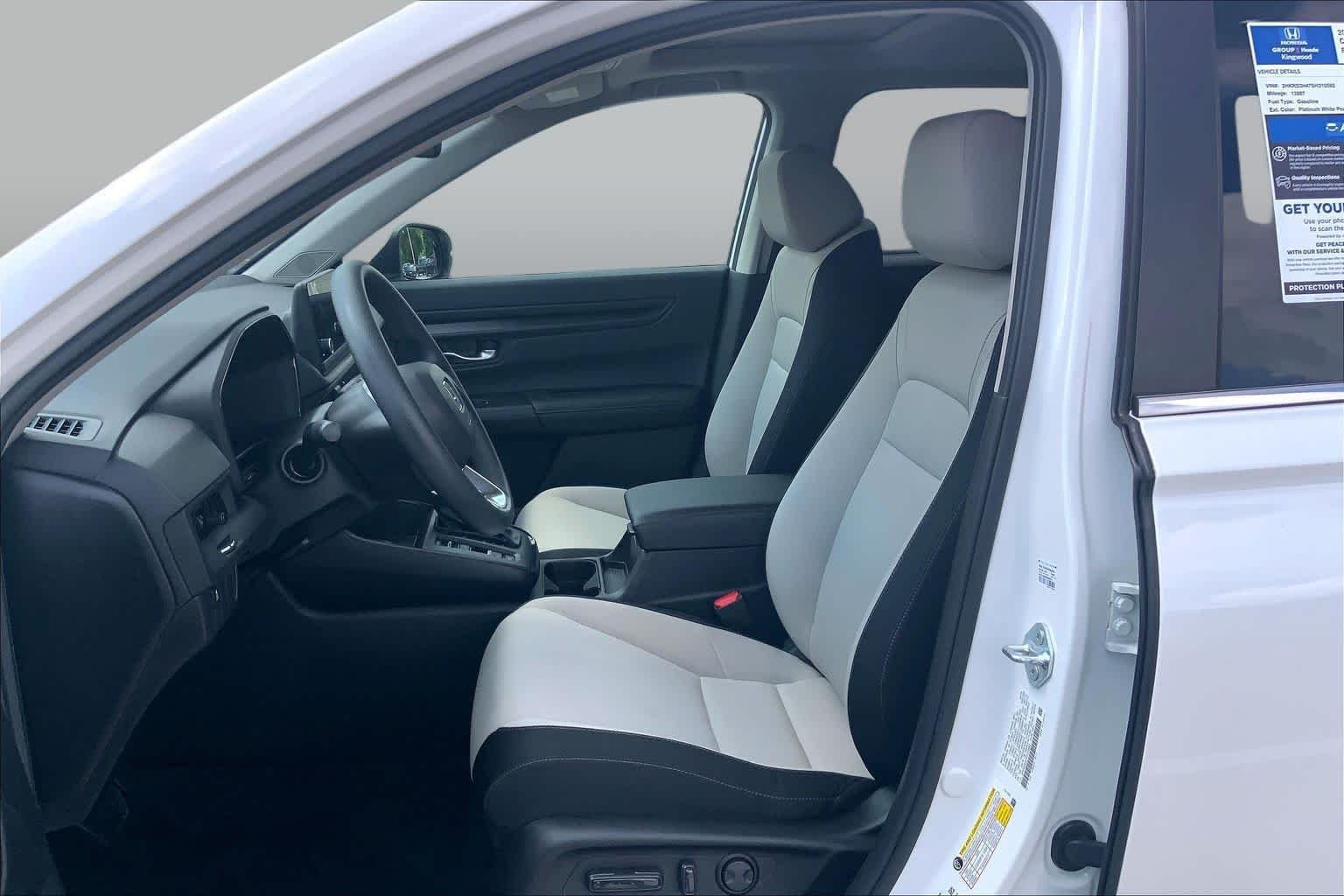 Used 2025 Platinum White Pearl Honda EX image 8