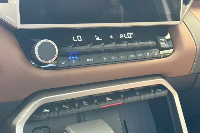 2026 Toyota Tundra 1794 Edition - Photo 23
