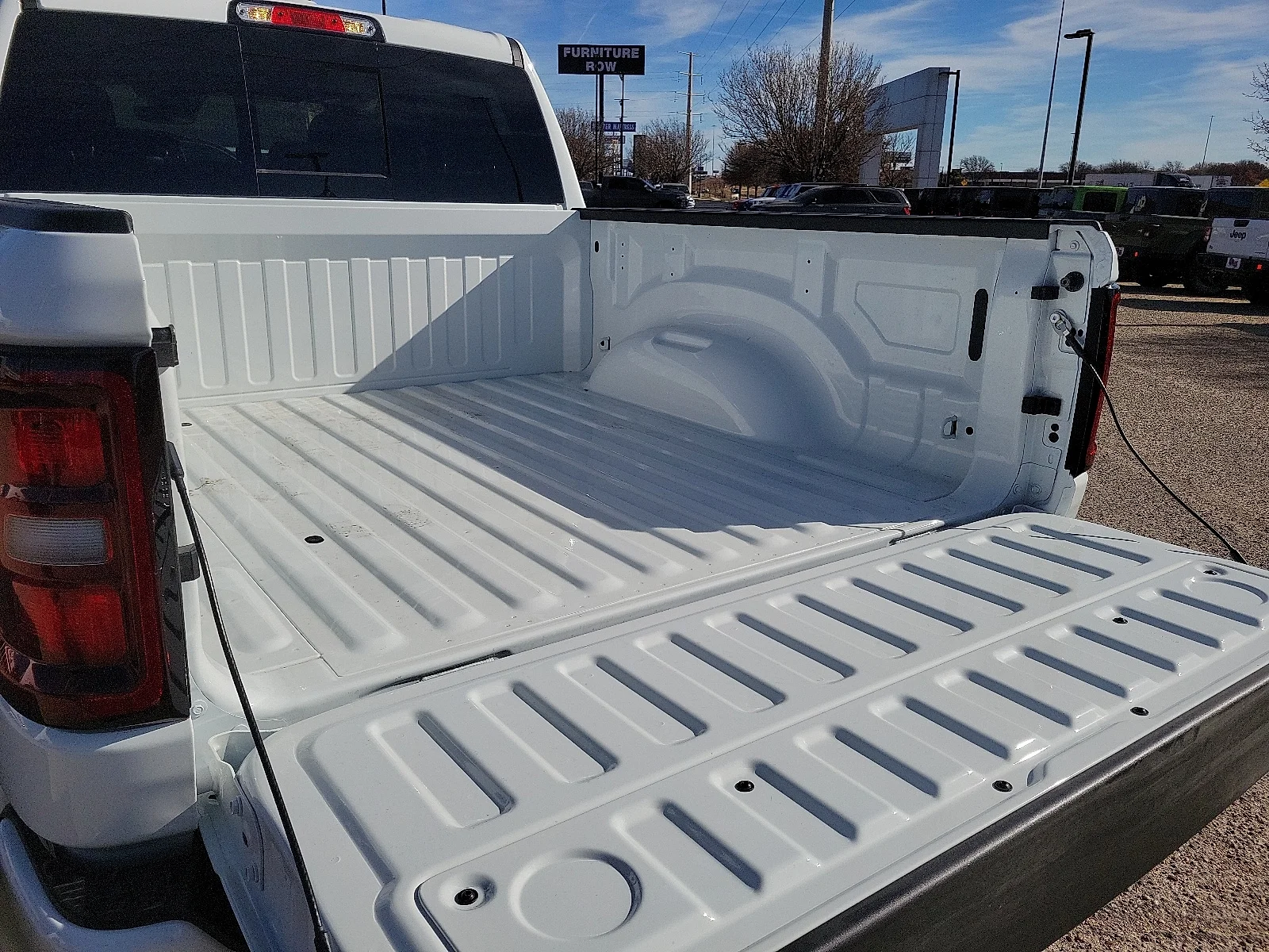 New 2026 PW7 Bright Whit Ram LONE STAR CREW CAB 4X4 5