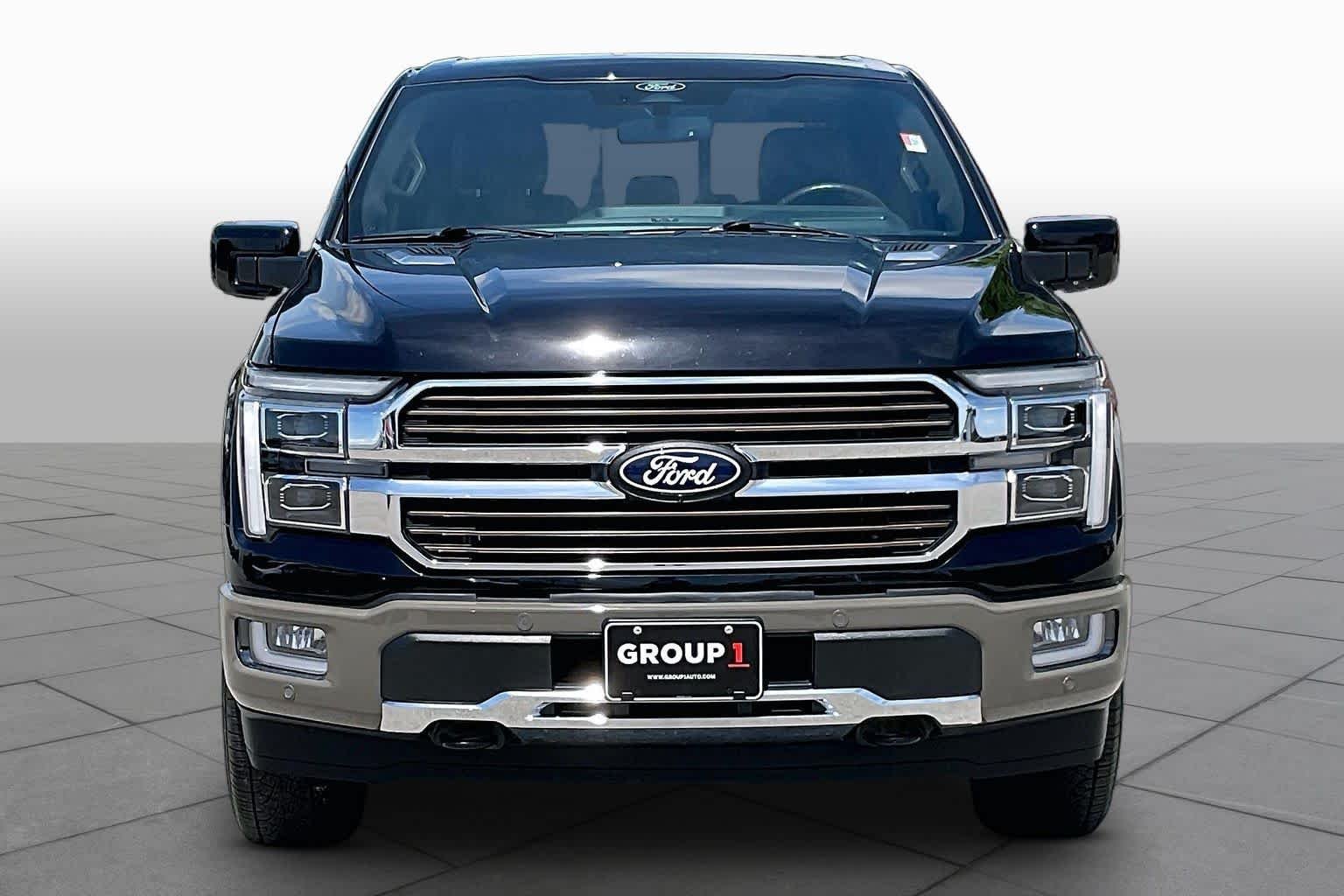 Used 2025 Agate Black/Marsh Gray Ford King Ranch image 4