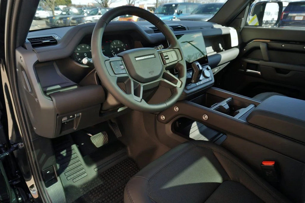 Used 2026 Black Land Rover S image 11