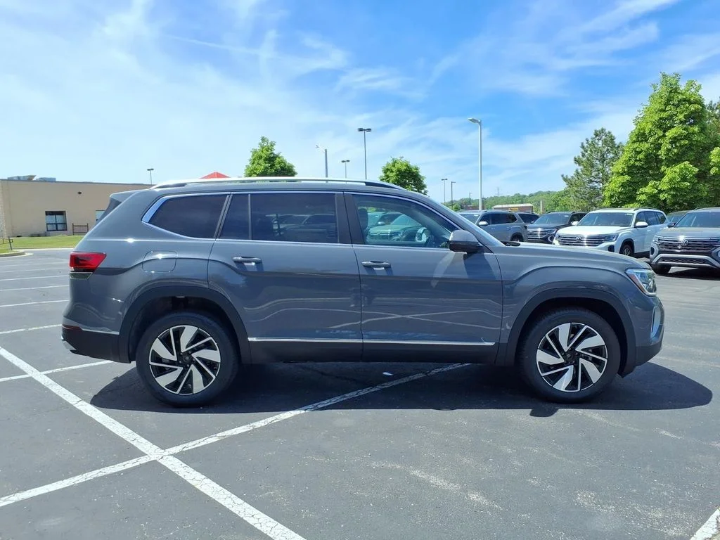 New 2026 Pure Gray Volkswagen SEL image 3