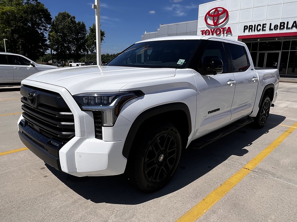 2026 Toyota Tundra Limited - Photo 7