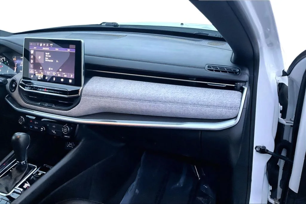 2024 Jeep Compass Latitude - Photo 17