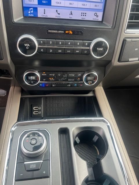 Used 2019 Magnetic Metallic Ford XLT image 18