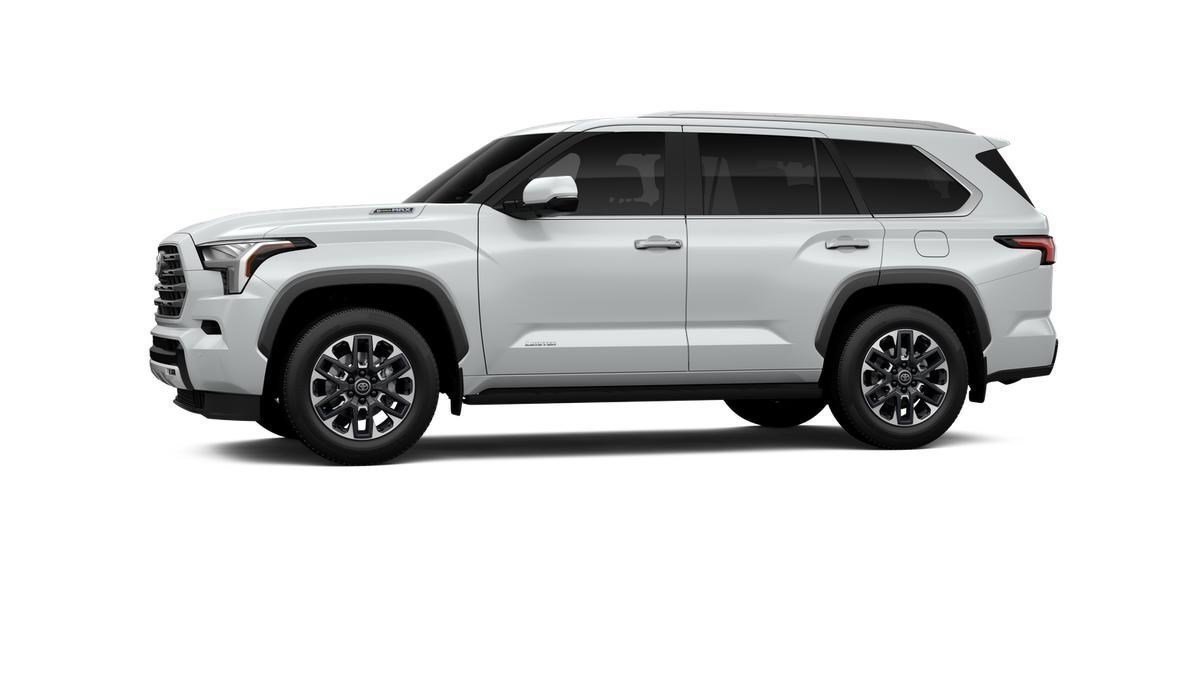 New 2026 Wind Chill Pearl <sup>1</sup> Toyota  Limited image 29