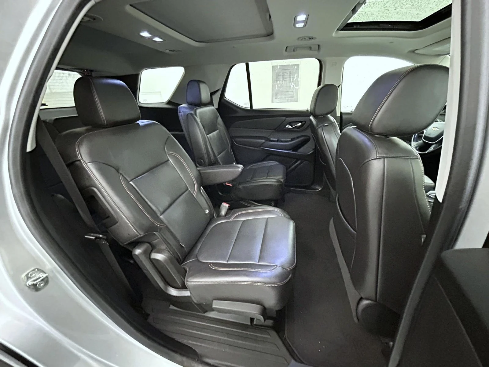 Used 2020 Silver Chevrolet Premier image 18