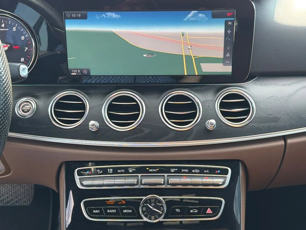Used 2017 White Mercedes-Benz E 300 image 29