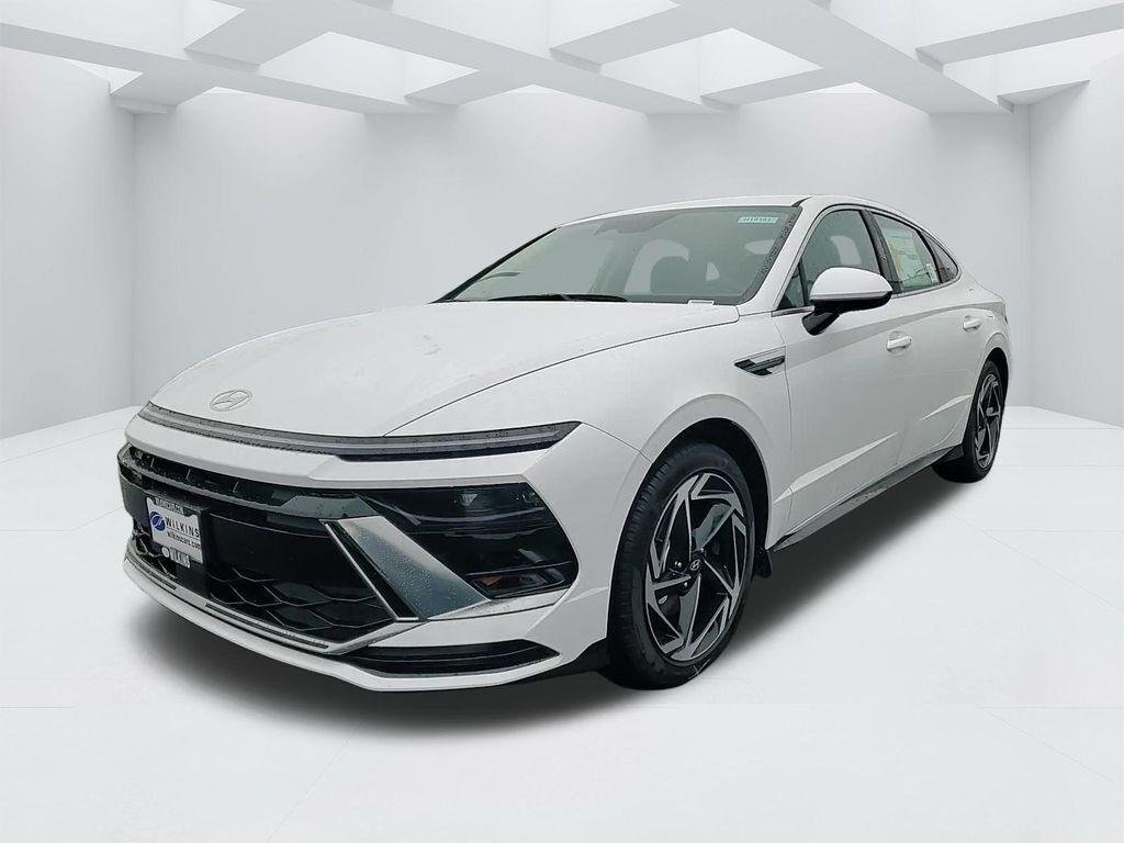 New 2026 White Hyundai SEL Sport image 9