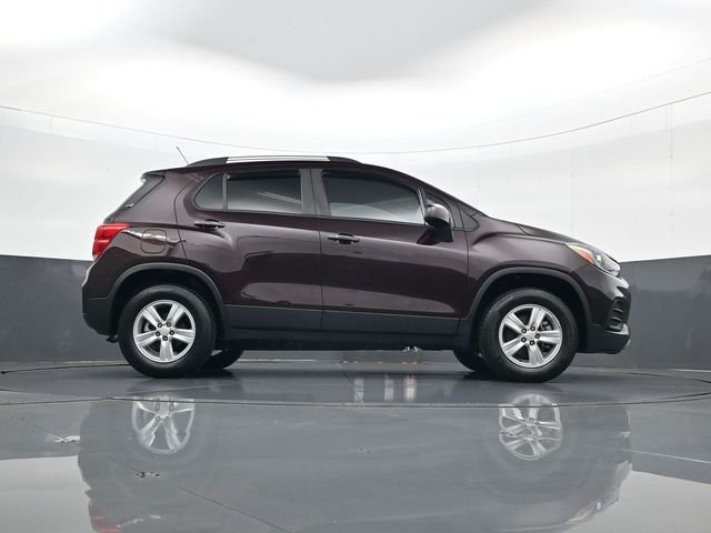 Used 2021 Red Chevrolet LT image 24