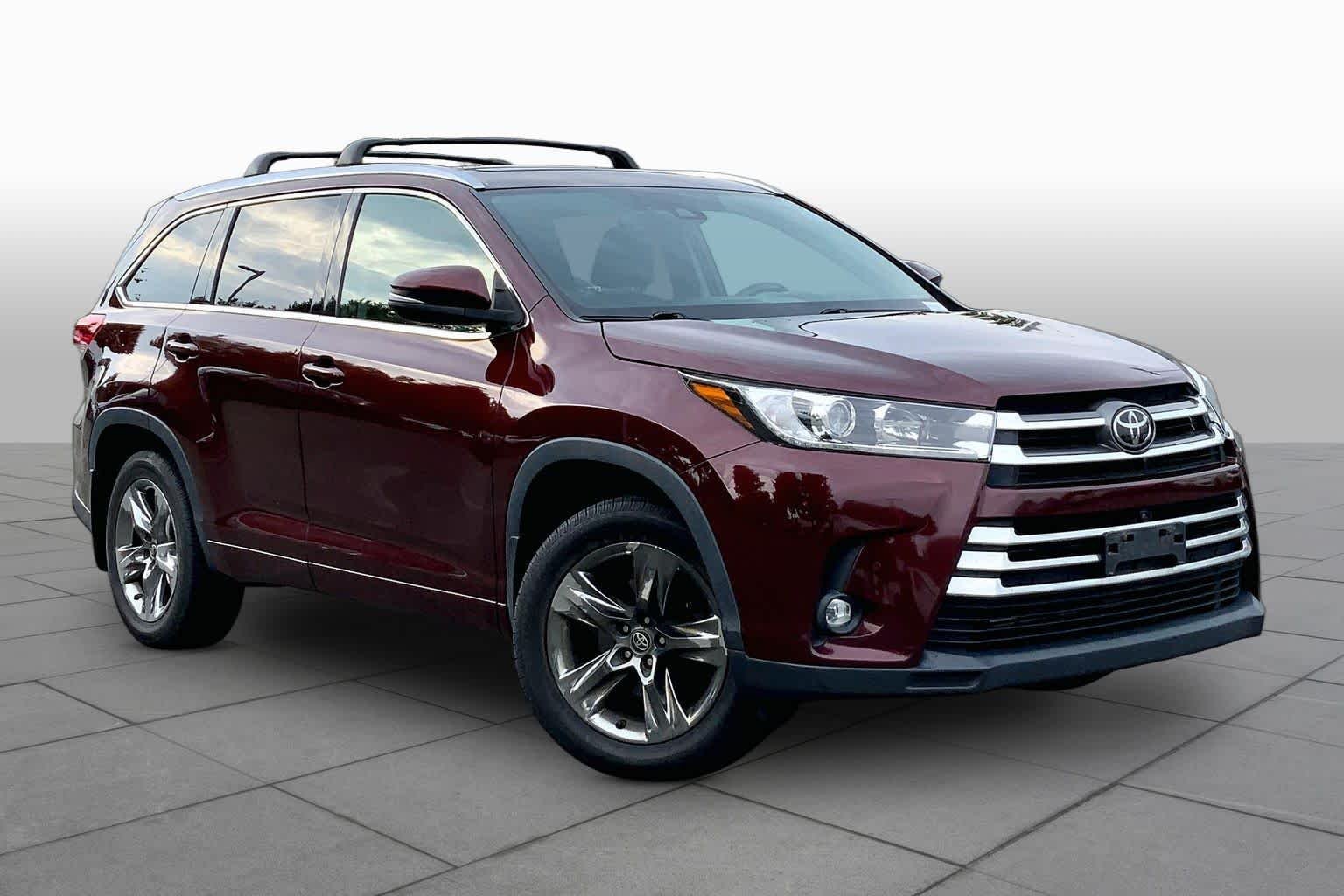 Used 2019 Ooh La La Rouge Mica Toyota Limited Platinum image 3